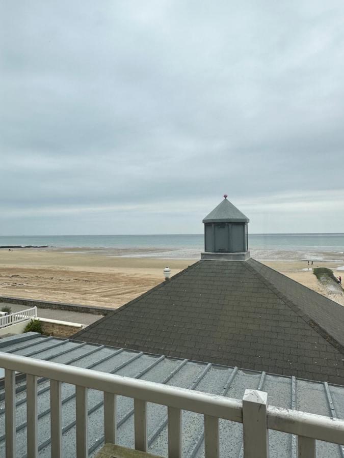 Papagayo Hotel Saint-Aubin-Sur-Mer  Exterior photo